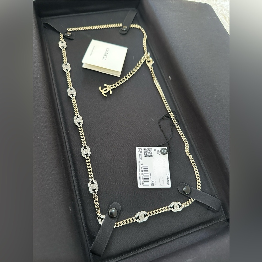 CHANEL GOLD CHAIN BELT WITH CRYSTAL CCs